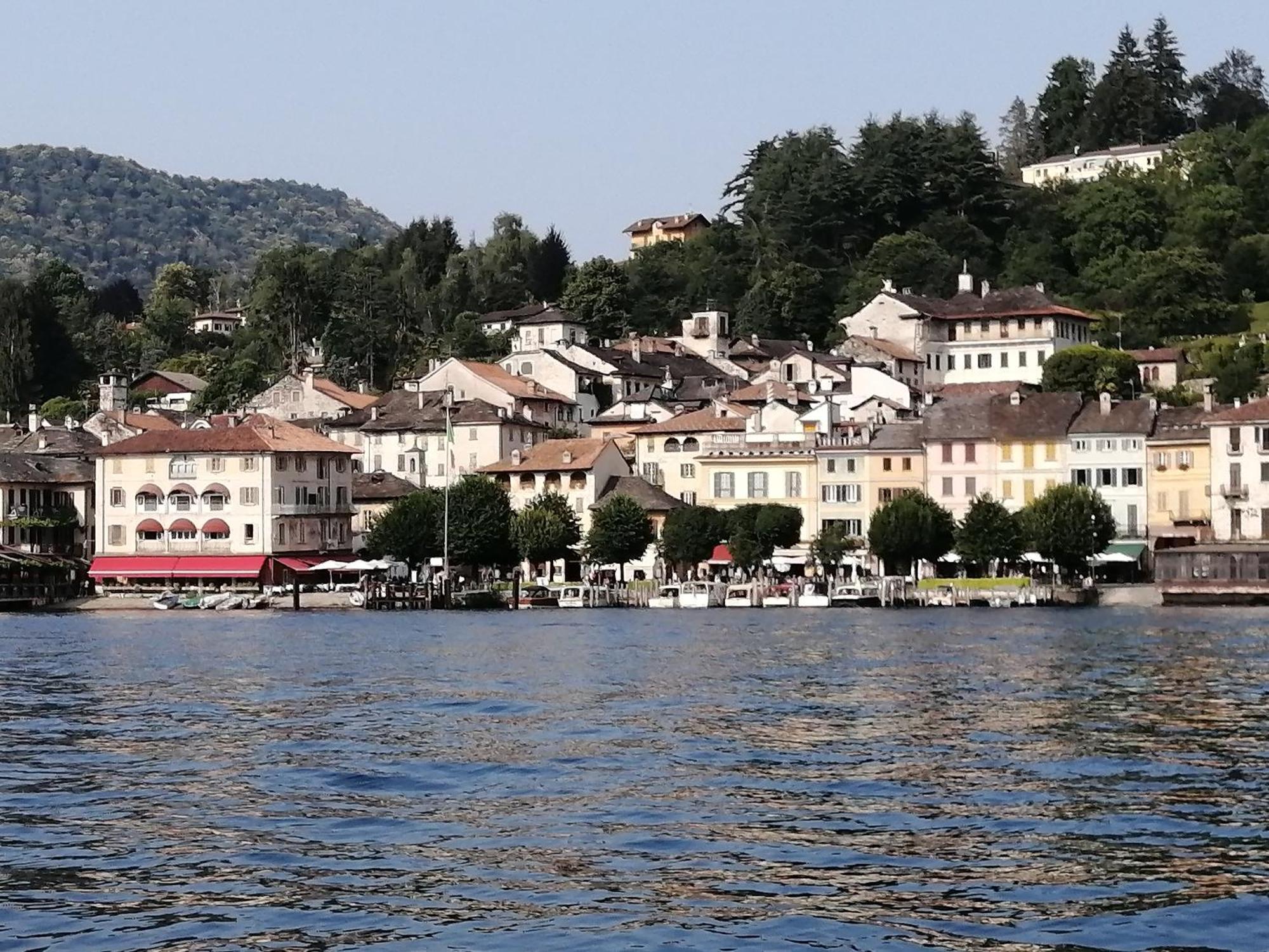 Il Sasso Appartamento Orta San Giulio Værelse billede